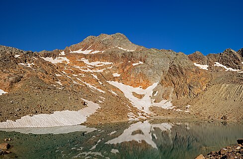 Schneespitze in the Stubai Alps seen on the ascent from the Magdeburg hut