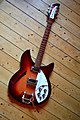 Rickenbacker 330 - lines & curves