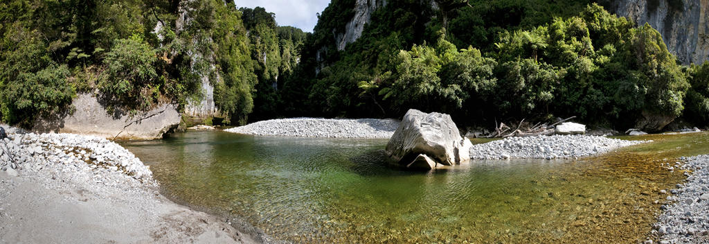 Spectacular river canyon in Paparoa National Park