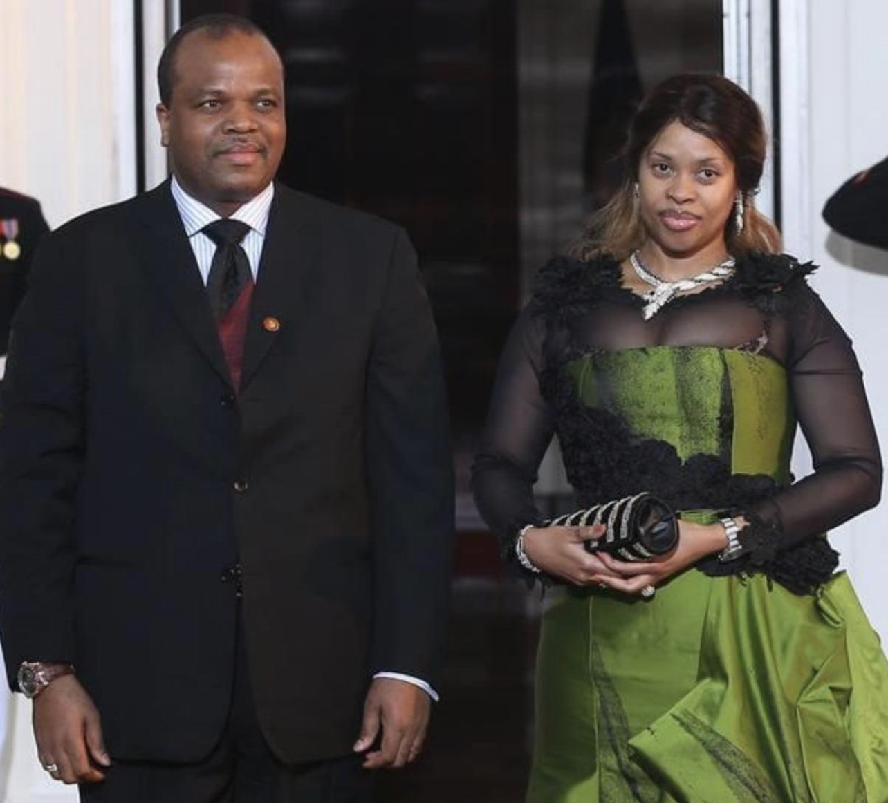 REVEALED: Mswati’s senior wife LaMbikiza, Princess Sikhanyiso rushed to Mbabane Clinic amid poisoning scare within royalty.