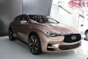 2014款英菲尼迪Q30