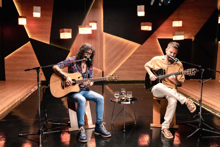 Luiz Caldas e Saulo apresentam show intimista na Concha Acústica do TCA