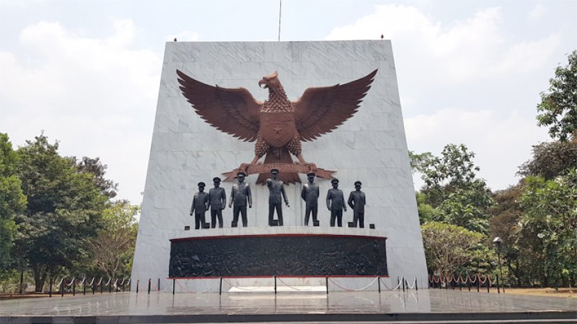 tugu-pahlawan-revolusi_20180929_174510.jpg