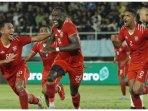 Selebrasi-pesepak-bola-Borneo-FC-Christophe-Nduwarugira.jpg