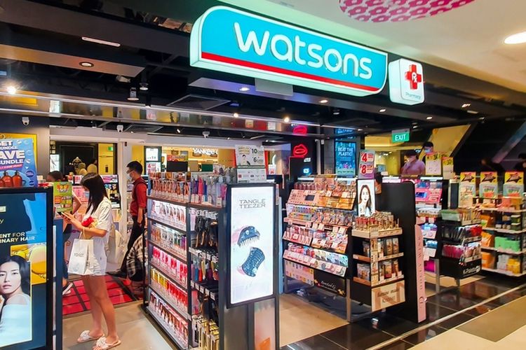 HUT Ke-18, Watsons Hadirkan Experience Store di Senayan City