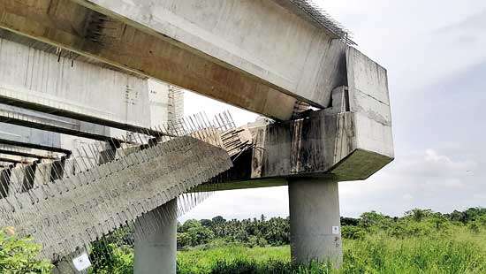 Expressway beam COLLAPSE causes Rs 66 ML loss  to Govt.