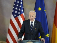 « Nous devons maintenir notre soutien » à Kiev, dit Joe Biden à Berlin 