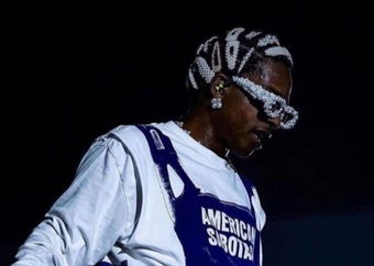 Yes! Men can rock hair accessories too as seen on ASAP Rocky and others