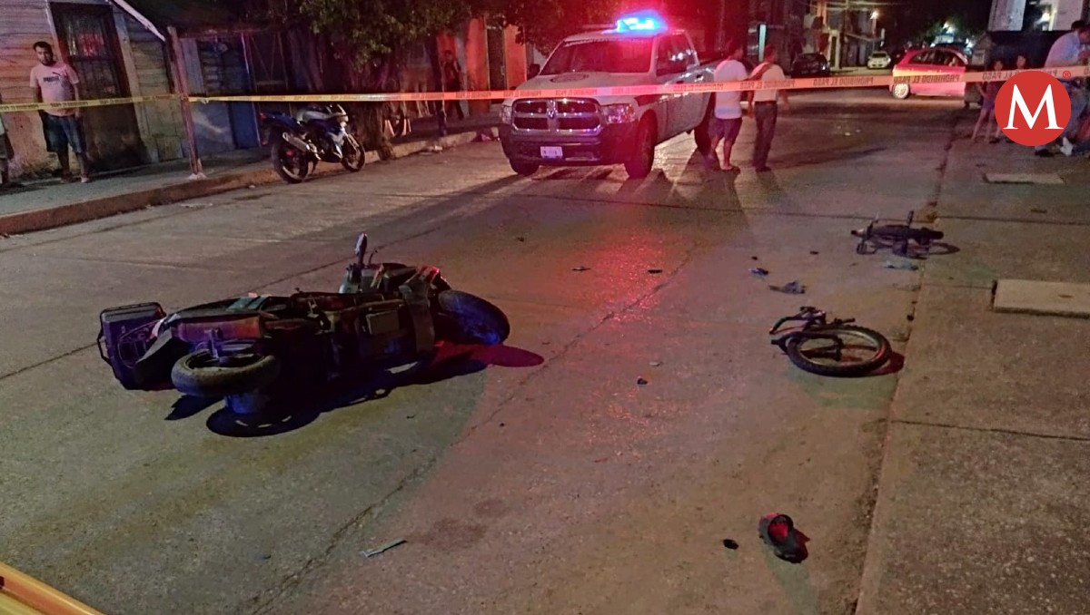 Niño que iba en su bicicleta queda herido tras choque con motociclista en Tampico. (Jaime Maya)