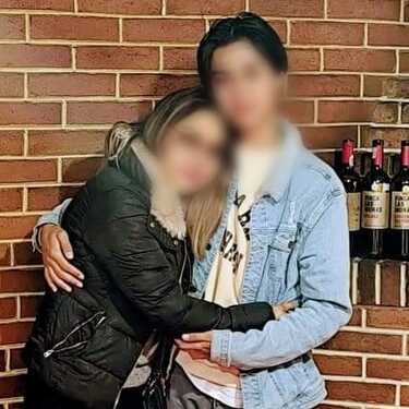 El joven estaba junto con su novia cuando desapareció.