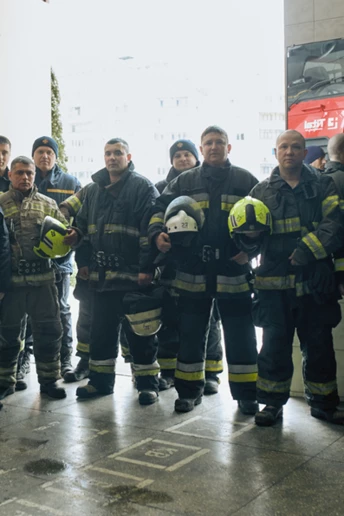 Врятовані життя — їхня найвища мета: вдячність та пошана офіцерам ДСНС