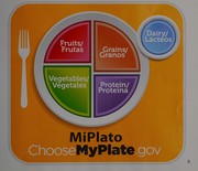 Cover of: Frutas en miplato =: Fruits on myplate