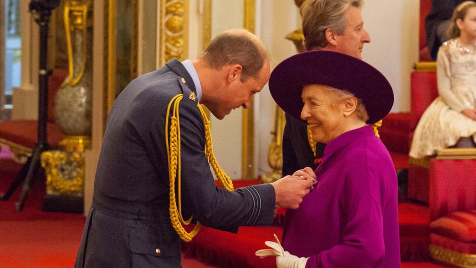 Prinz William und Dame Stephanie Shirley