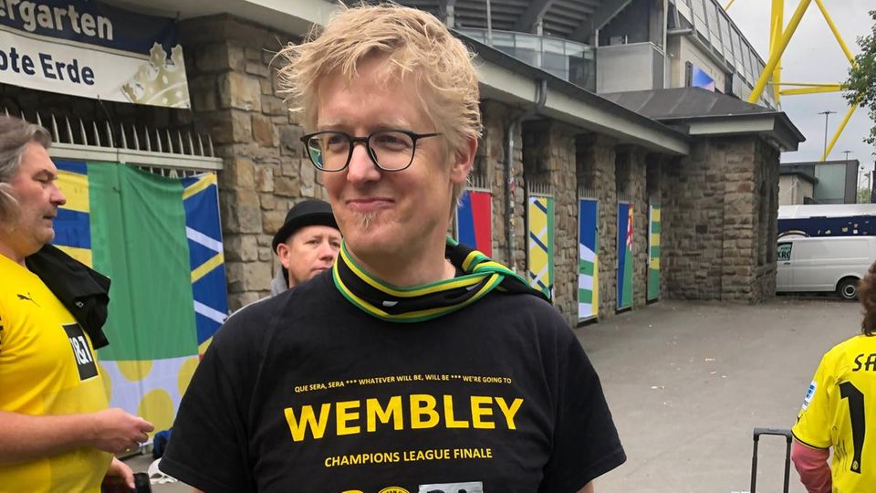 Wembley again: Marc hat das Shirt von 2013 aufgepimpt.