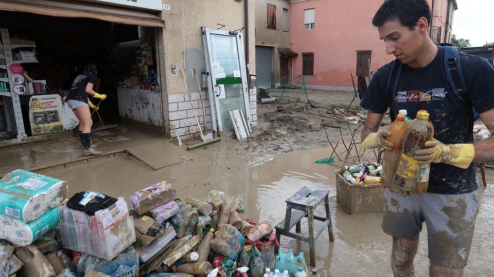 Rom stellt 20 Millionen Euro an Soforthilfe zur Verfügung. Foto: Fabrizio Zani/LaPresse/AP/dpa