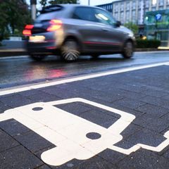 Rheinland-Pfalz gehört bei der Attraktivität und bei der Zahl der Autos, die sich einen Ladepunkt statistisch teilen müssen, zu