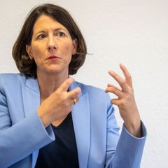 Sie könnte neue Landeschefin der FDP in Rheinland-Pfalz werden: Wirtschaftsministerin Daniela Schmitt (Archivbild). Foto: Helmut