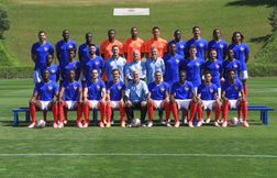 Mbappé et Griezmann qui encadrent Deschamps, la photo des Bleus avant l’Euro