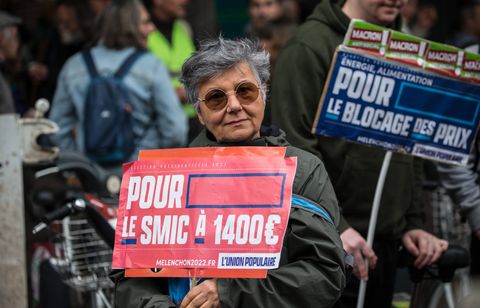 Le Smic augmentera de 2% le 1er novembre et dépassera les 1.800 euros