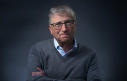 On a regardé Bill Gates découvrir les théories du complot à son sujet