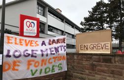 Des professeurs en grève pour que des élèves à la rue soient logés