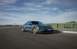 Le bolide électrique Taycan conserve toute sa « Porschitude »