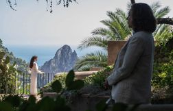 « Parthenope » et Paolo Sorrentino apportent un peu (beaucoup) de beauté