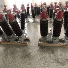 35kv�������Ϸ����͸��뿪��GW5-40.5