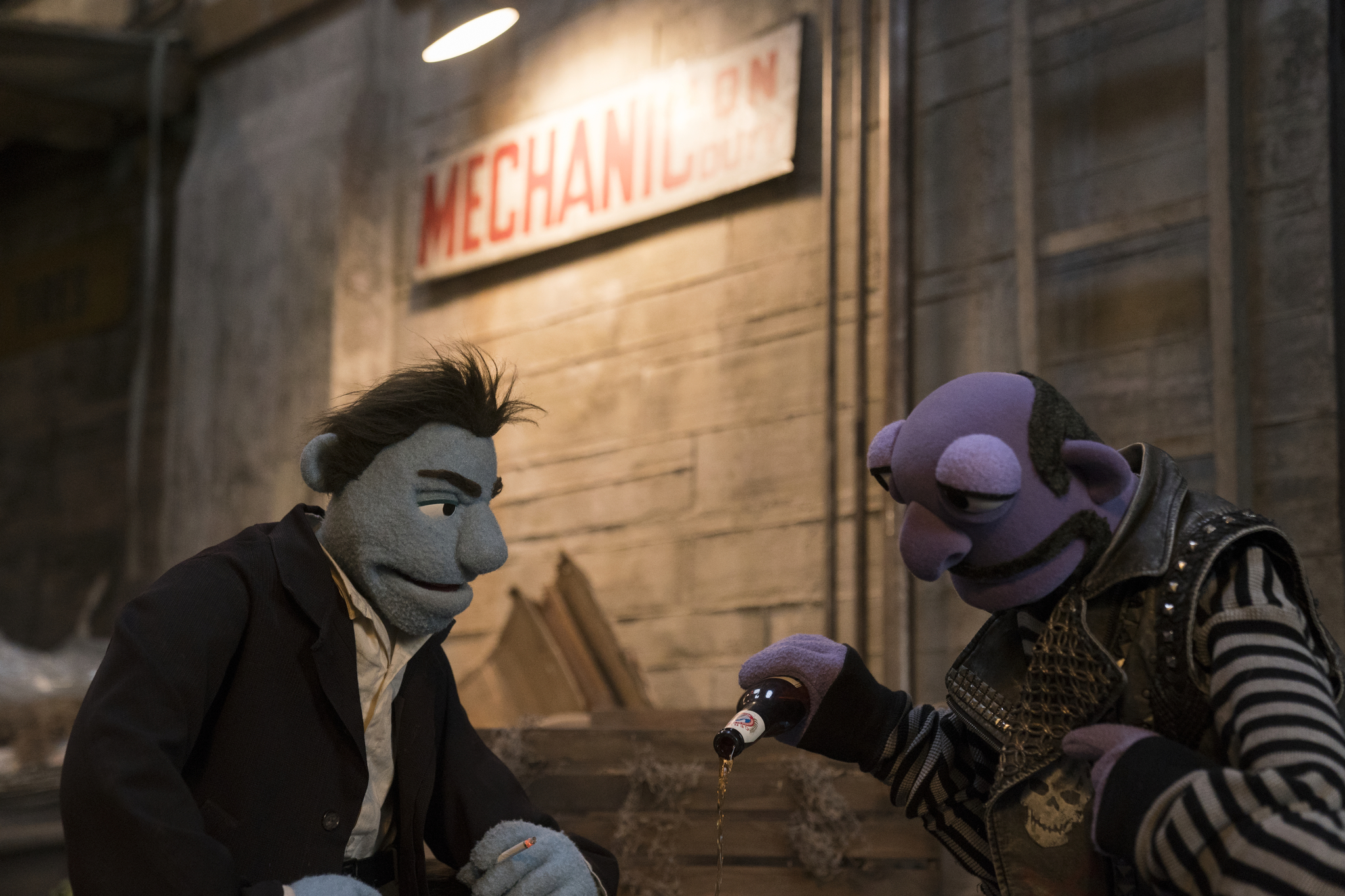 Bill Barretta and Kevin Clash in The Happytime Murders (2018)