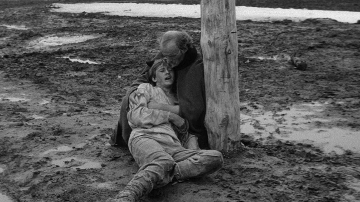 Nikolay Burlyaev and Anatoliy Solonitsyn in Andrei Rublev (1966)