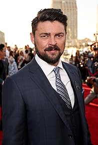 Primary photo for Karl Urban