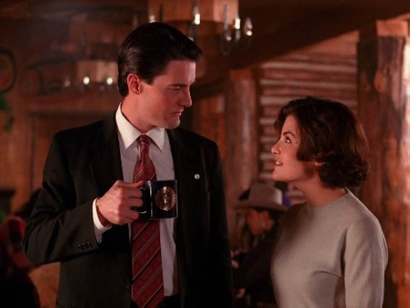 Sherilyn Fenn and Kyle MacLachlan in Twin Peaks (1990)