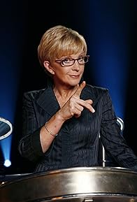 Primary photo for Anne Robinson