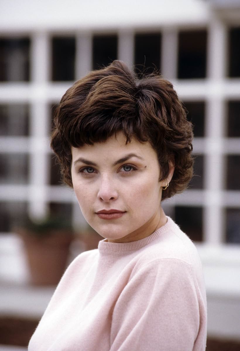 Sherilyn Fenn in Twin Peaks (1990)