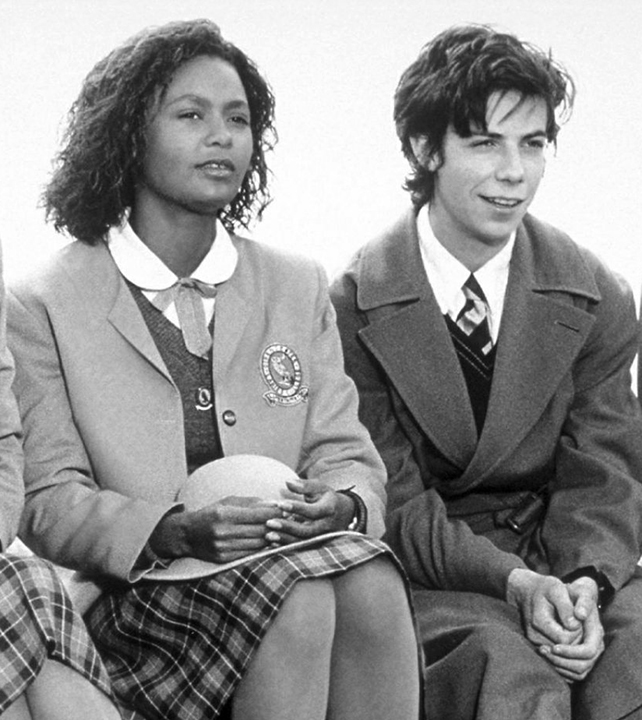 Thandiwe Newton and Noah Taylor in Flirting (1991)