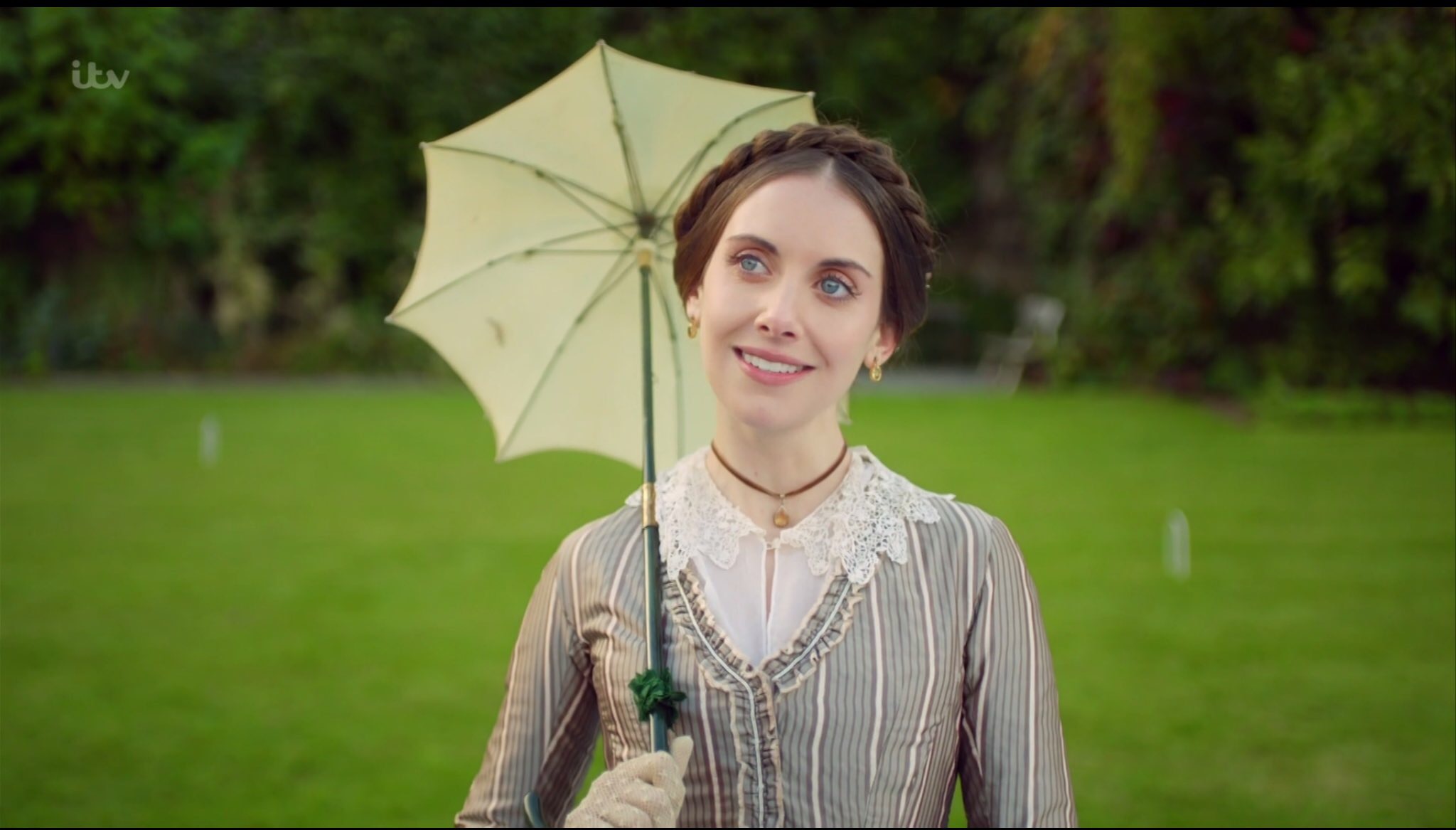 Alison Brie in Doctor Thorne (2016)