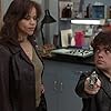 Rosie Perez and Peter Dinklage in Human Nature (2001)