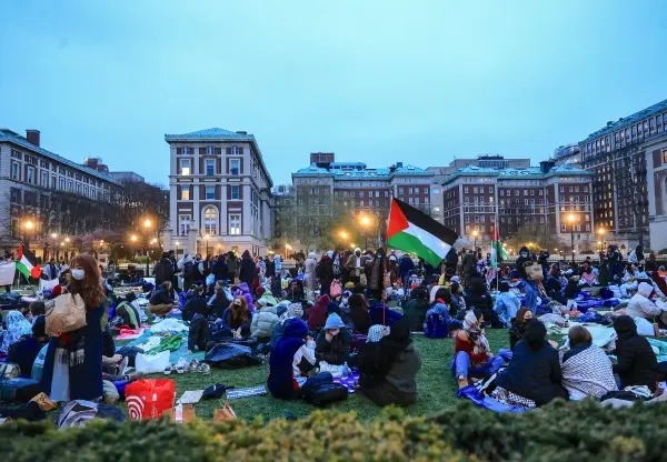 بعد اعتذارها للطلبة.. تحريض إسرائيلي ضد رئيسة جامعة كولومبيا الجديدة