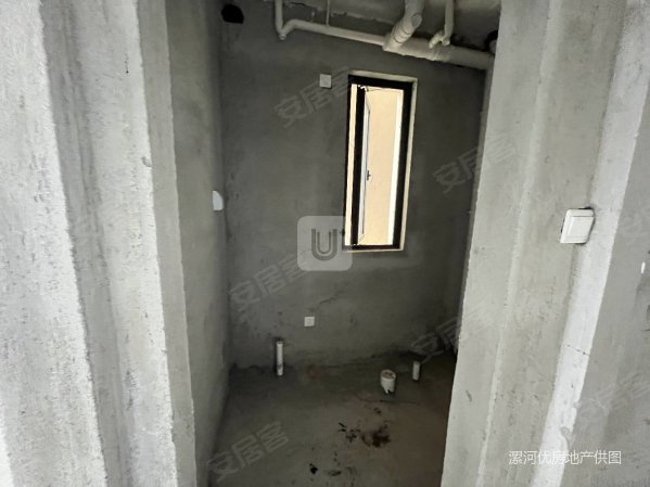 建业丹江府3室2厅2卫122㎡南北75万