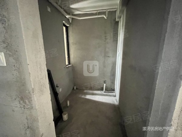 建业丹江府3室2厅2卫122㎡南北75万