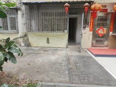 深圳福田园岭园岭新村 一楼带院子的两房 适合老人小孩 可租赁备案出租房源真实图片