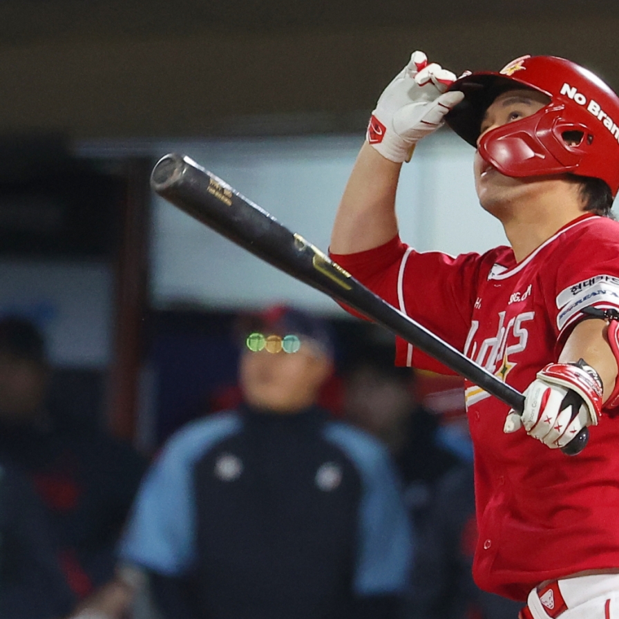 Landers slugger Choi Jeong becomes new KBO career home run leader