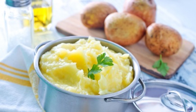 Ilustrasi mashed potato. shutterstock.com