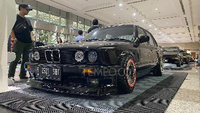 BMW E30 Raffi Ahmad di IMX 2023. (TEMPO/Dimas Prassetyo)