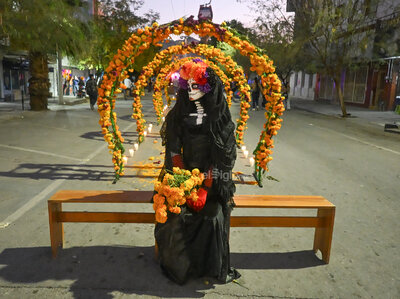 FESTIVAL DE DIA DE MUERTOS TREVIÑO