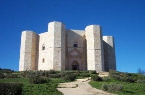 Castel del Monte, Apulia