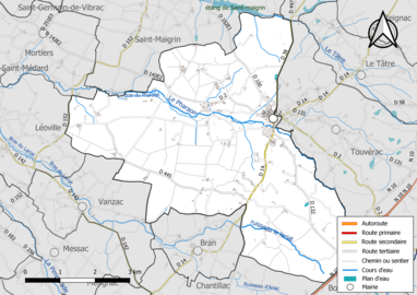 Carte en couleur présentant le réseau hydrographique de la commune