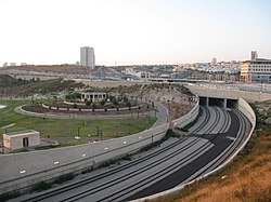 מבט לעבר תחנת מודיעין מרכז