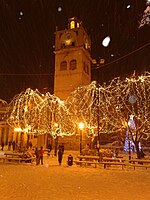 La torre dell'orologio di Kozani; un punto di riferimento della città.