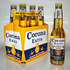 Пляшки пива «Corona Extra» ємністю 0,33 л.